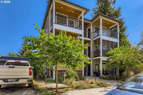 1616 NE 45TH AVE, Portland, OR 97213