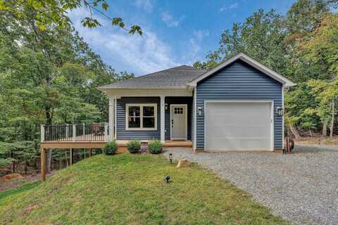 205 Deerwood DR, Huddleston, VA 24104