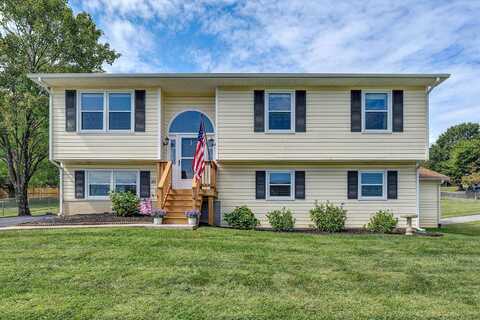 14 Vela CIR, Roanoke, VA 24019
