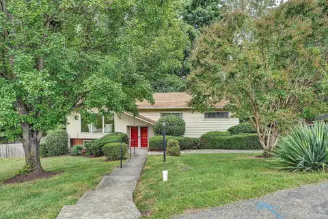 6750 McKinney ST, Roanoke, VA 24019