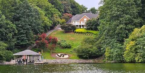 6623 Horseshoe Bend RD, Goodview, VA 24095