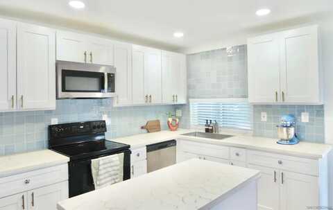 7797 Stalmer St. unit: 1F, San Diego, CA 92111