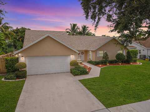 12275 Sannenwood Lane, Wellington, FL 33414