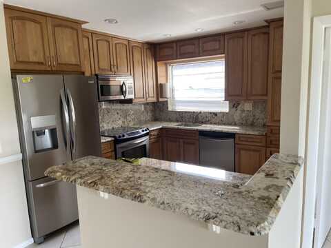 88 Capri B, Delray Beach, FL 33484