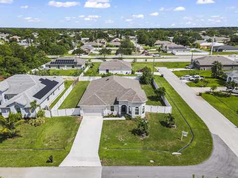 191 SW Felix Avenue, Port Saint Lucie, FL 34953