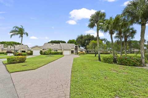 6907 Fountains Circle, Lake Worth, FL 33467