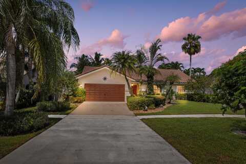 7463 W Country Club Boulevard, Boca Raton, FL 33487
