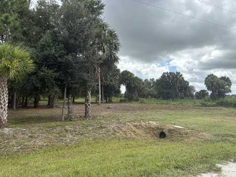 19268 NW 284th Street, Okeechobee, FL 34972