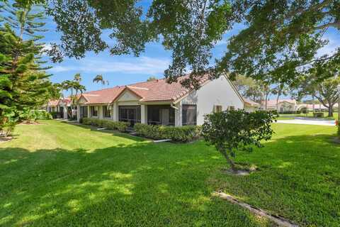 5943 Parkwalk Circle W, Boynton Beach, FL 33472