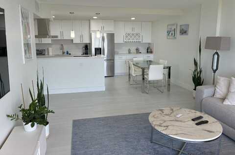 2121 N Ocean Boulevard, Boca Raton, FL 33431