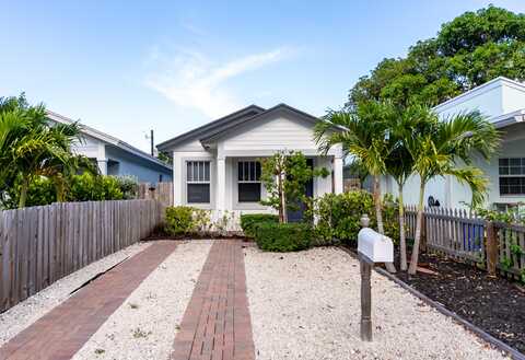 214 N C Street, Lake Worth, FL 33460