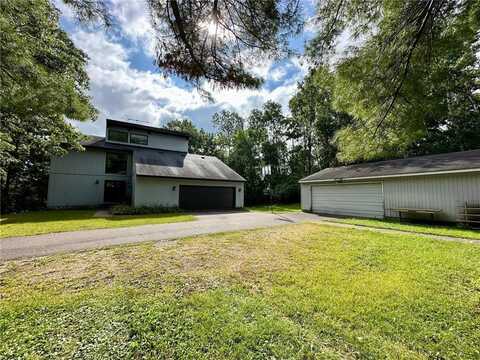 1129 Century Avenue S, Maplewood, MN 55119