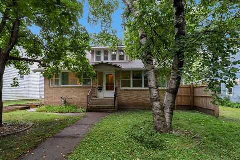 221 3rd Avenue NE, Saint Cloud, MN 56304