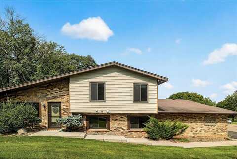 1010 Zanzibar Lane N, Plymouth, MN 55447