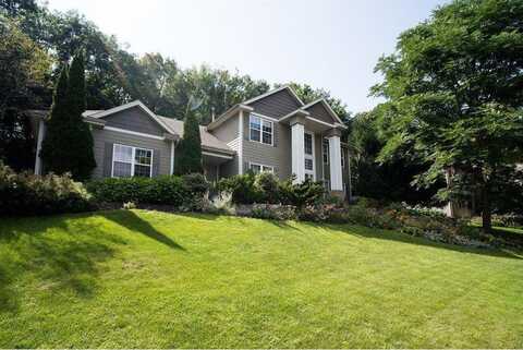 1940 Baihly Estates Lane SW, Rochester, MN 55902