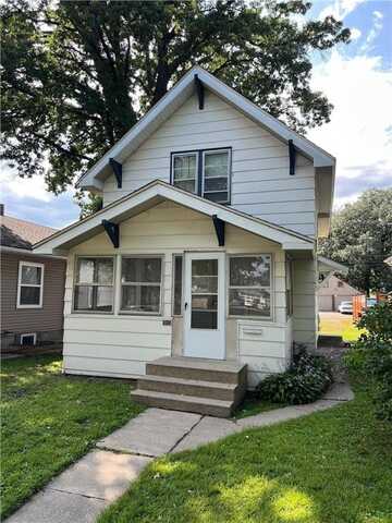 913 7th Avenue S, Saint Cloud, MN 56301