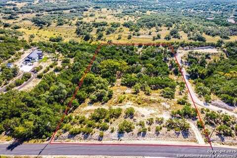 530 Stallion Estates Dr, Spring Branch, TX 78070