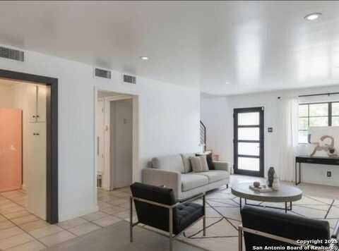 4043 Tropical, San Antonio, TX 78218