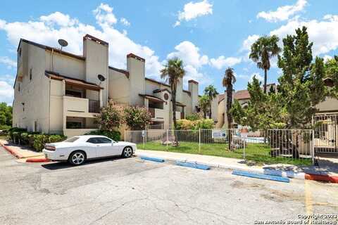 5322 MEDICAL DR, San Antonio, TX 78240