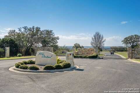 365 River Cliff, Spring Branch, TX 78070