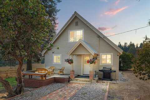 8410 W Valley Rd, Clayton, WA 99110
