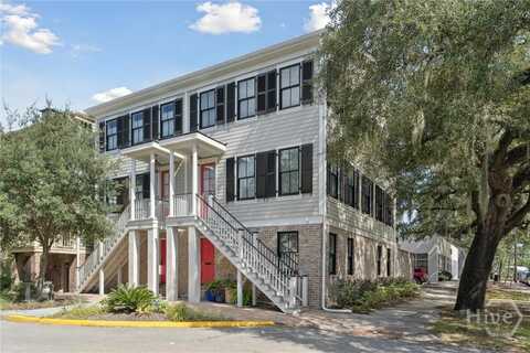 554 E McDonough, Savannah, GA 31401