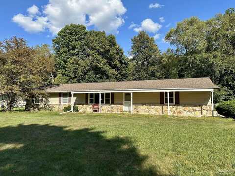 1588 Thunderbird, Saginaw, MI 48609