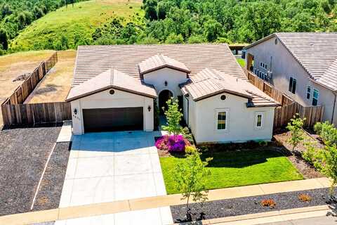4635 Pleasant Hills Drive, Anderson, CA 96007