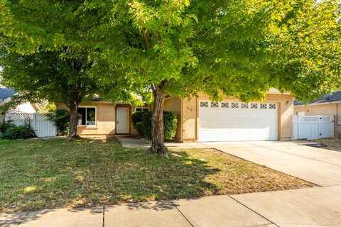 3515 Barkwood Drive, Anderson, CA 96007