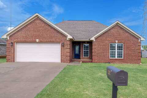 302 Meredith Dr, Muscle Shoals, AL 35661