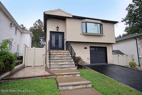 17 Holcomb Avenue, Staten Island, NY 10312