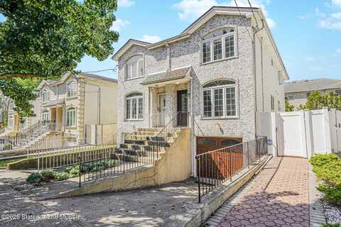 17 Armour Place, Staten Island, NY 10309