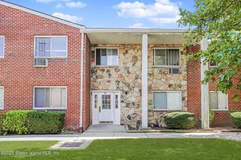 15 Gadsen Place, Staten Island, NY 10314