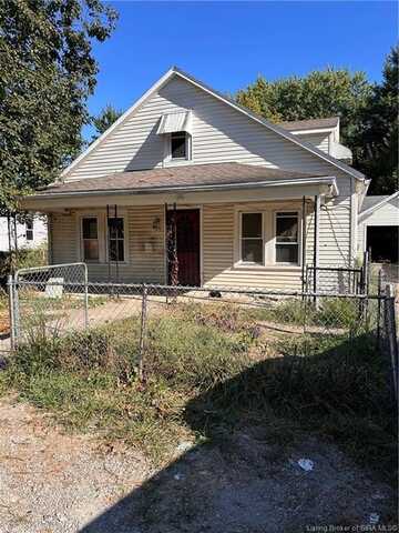 180 Broadway Street, Austin, IN 47102