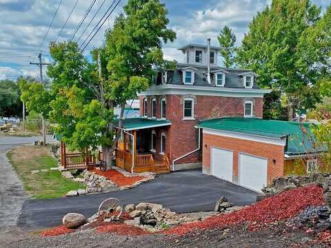 200 Gouverneur Street, Morristown, NY 13664