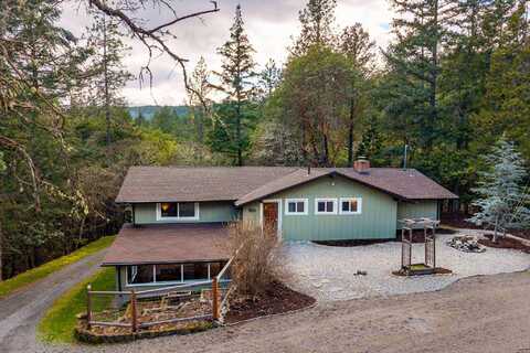 475 Wagon Trail Drive, Jacksonville, OR 97530