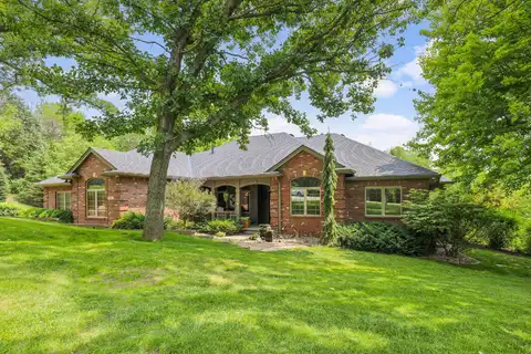 21085 ABBEY Road, COUNCIL BLUFFS, IA 51503