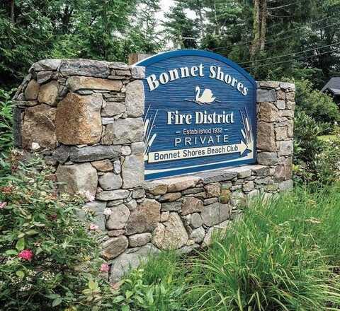 53 Bonnet Shores Road, Narragansett, RI 02882