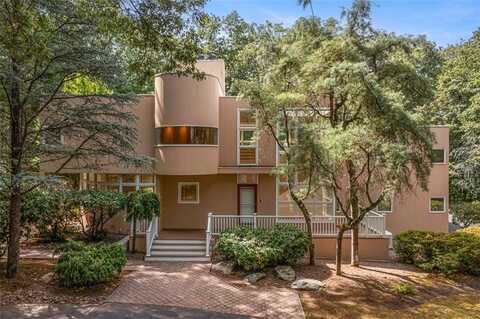 9 Oak Hill Drive, Lincoln, RI 02865