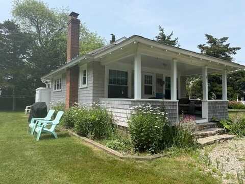 1 Snowberry Lane, Westerly, RI 02891