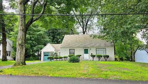 47 Bretton Woods Drive, Cranston, RI 02920