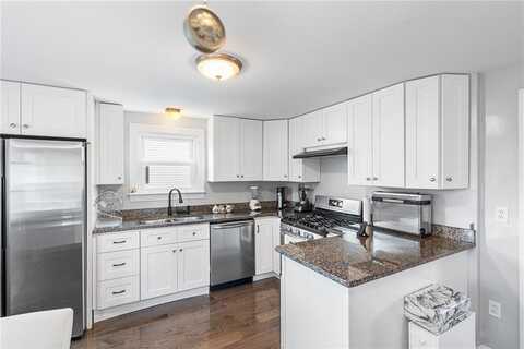 76 Baird Avenue, North Providence, RI 02904