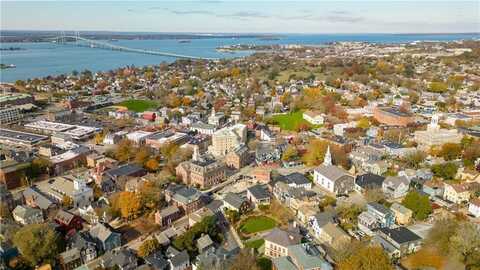 8 Barney Street, Newport, RI 02840