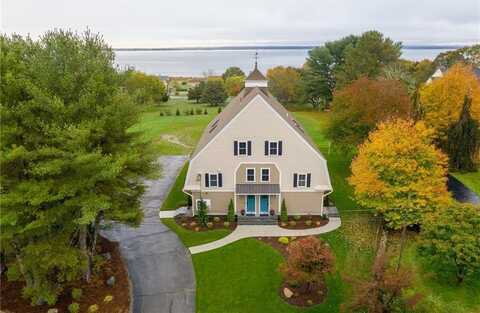 28 Lighthouse Lane, Warwick, RI 02889