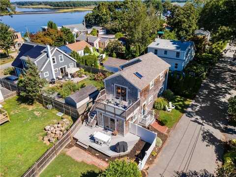 7 Wright Place, Barrington, RI 02806
