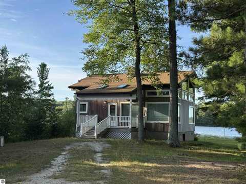 11011 West Drive, Fife Lake, MI 49633