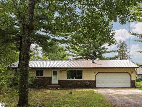 6132 N Reynolds Road, Lake Ann, MI 49650