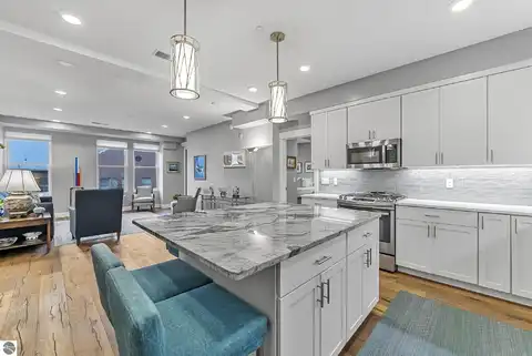 215 Washington Street, Traverse City, MI 49684