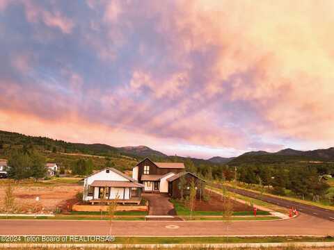 9207 MOUNT BANNON Street, Victor, ID 83455