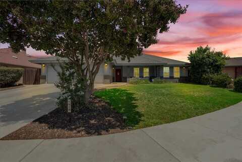 1510 W Median Circle, Porterville, CA 93257